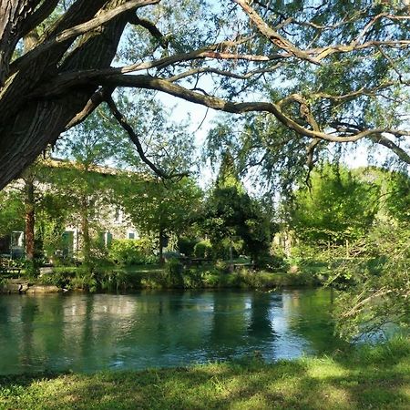 Mas Le Pont Des Aubes Bed and Breakfast LʼIsle-sur-la-Sorgue Eksteriør billede