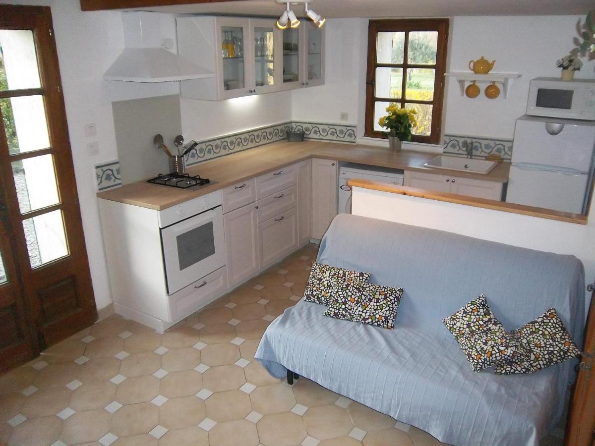 Mas Le Pont Des Aubes Bed and Breakfast LʼIsle-sur-la-Sorgue Eksteriør billede
