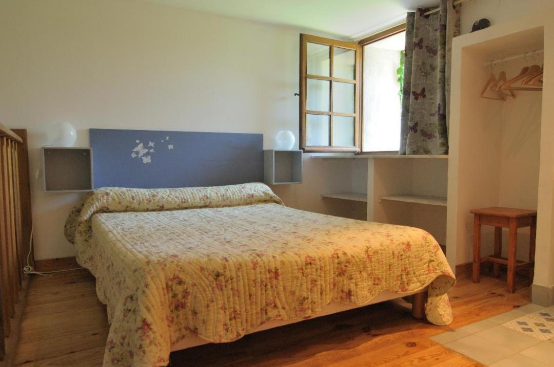 Mas Le Pont Des Aubes Bed and Breakfast LʼIsle-sur-la-Sorgue Eksteriør billede